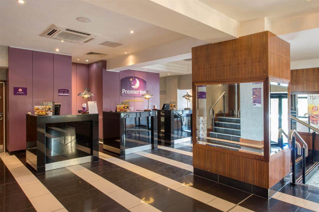 Premier Inn Bournemouth Central Dış mekan fotoğraf